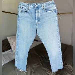 Levi’s 511 Premium Skinny Jeans Light Wash Distressed Button Fly 32x28 M 12-14 W